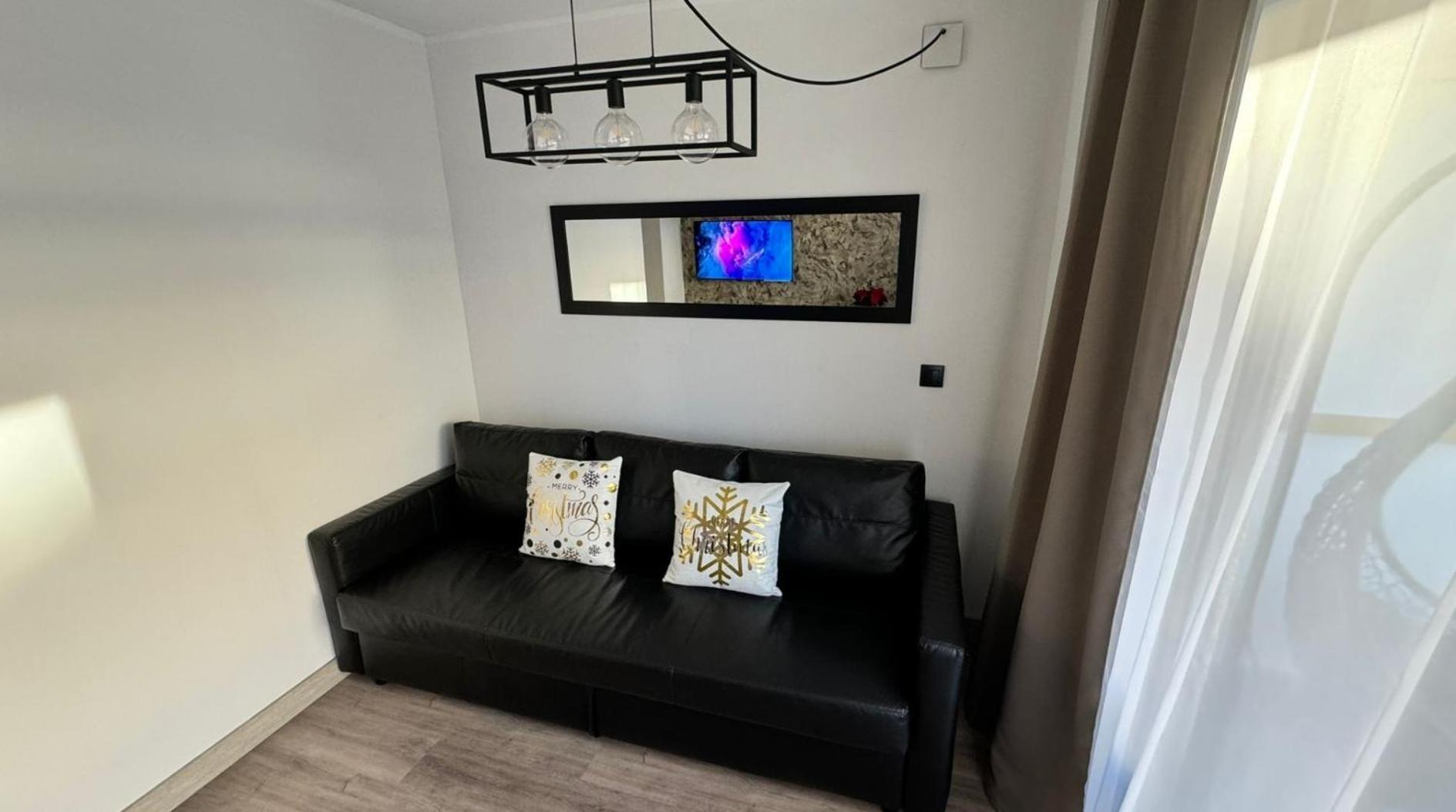 A Estrenar Preciosos Apartamentos Aparthotel Inter2, New Apartments Ln Aparthotel 12 Months Open! Self Check In! Reserva Garaje! سالو المظهر الخارجي الصورة