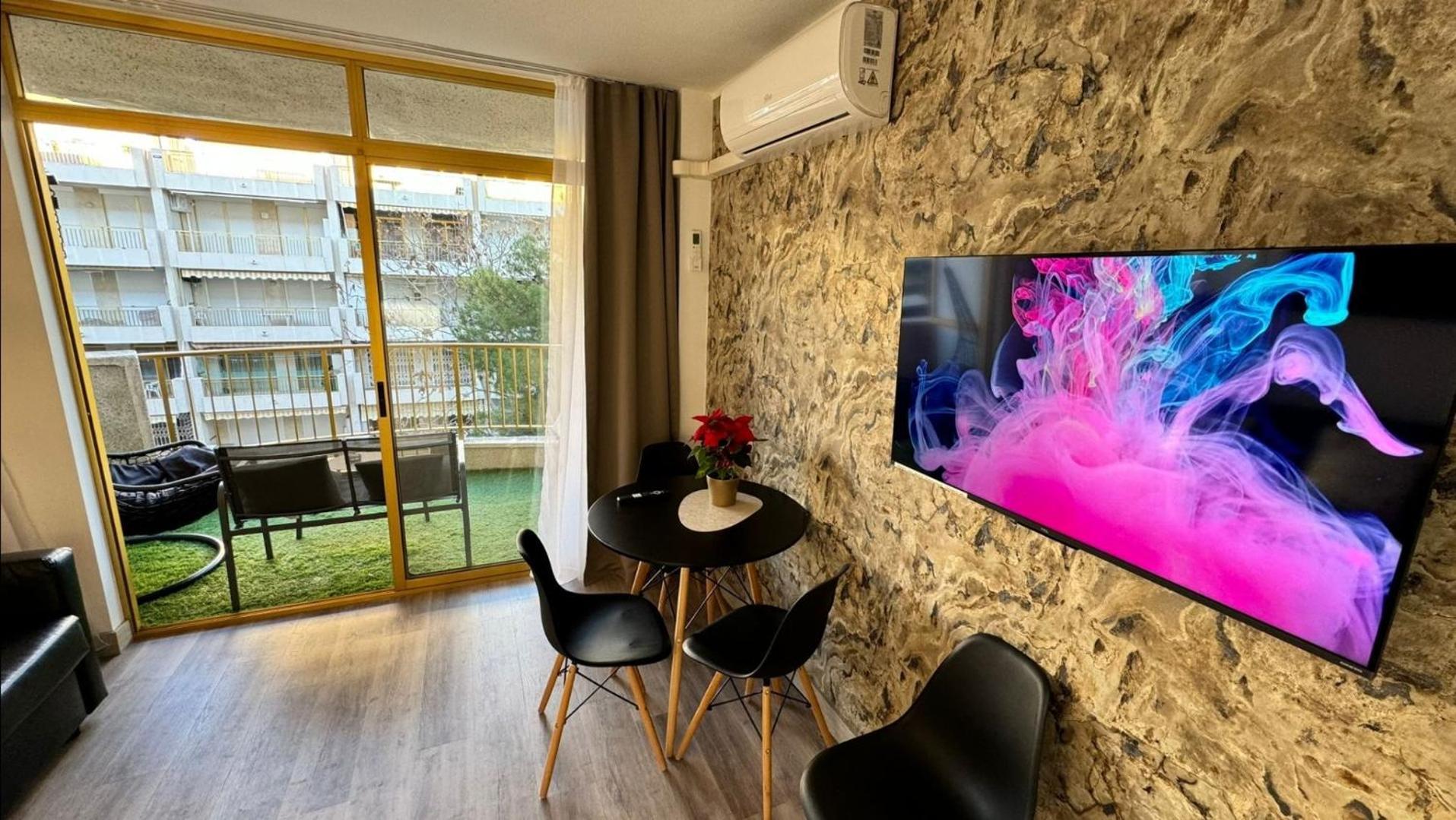 A Estrenar Preciosos Apartamentos Aparthotel Inter2, New Apartments Ln Aparthotel 12 Months Open! Self Check In! Reserva Garaje! سالو المظهر الخارجي الصورة