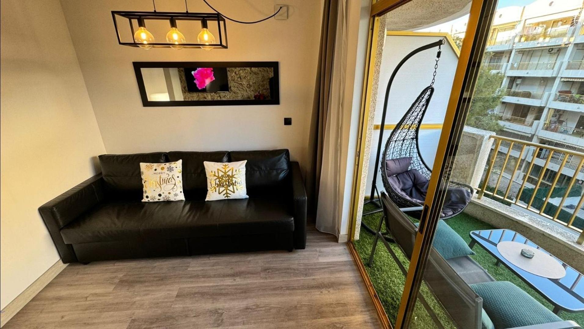A Estrenar Preciosos Apartamentos Aparthotel Inter2, New Apartments Ln Aparthotel 12 Months Open! Self Check In! Reserva Garaje! سالو المظهر الخارجي الصورة